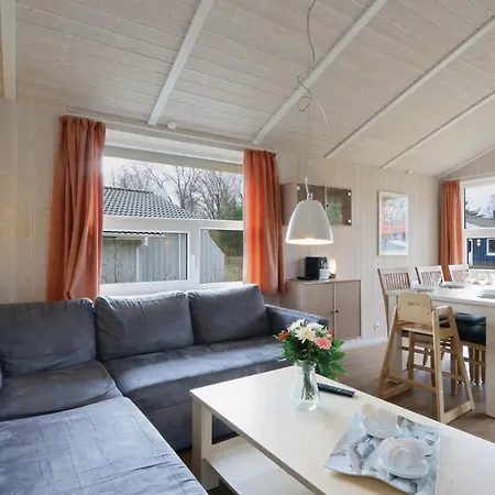 Freibeuterweg 10 - Dorf 6 Priwall